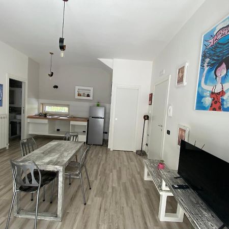 La Casa Di Nina Bed & Breakfast Лече Екстериор снимка
