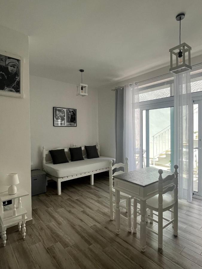 La Casa Di Nina Bed & Breakfast Лече Екстериор снимка
