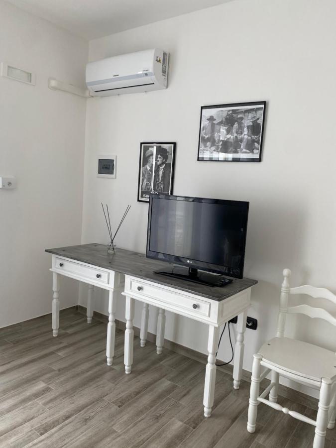 La Casa Di Nina Bed & Breakfast Лече Екстериор снимка