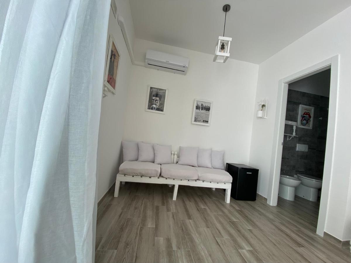 La Casa Di Nina Bed & Breakfast Лече Екстериор снимка
