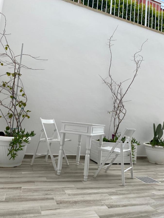 La Casa Di Nina Bed & Breakfast Лече Екстериор снимка